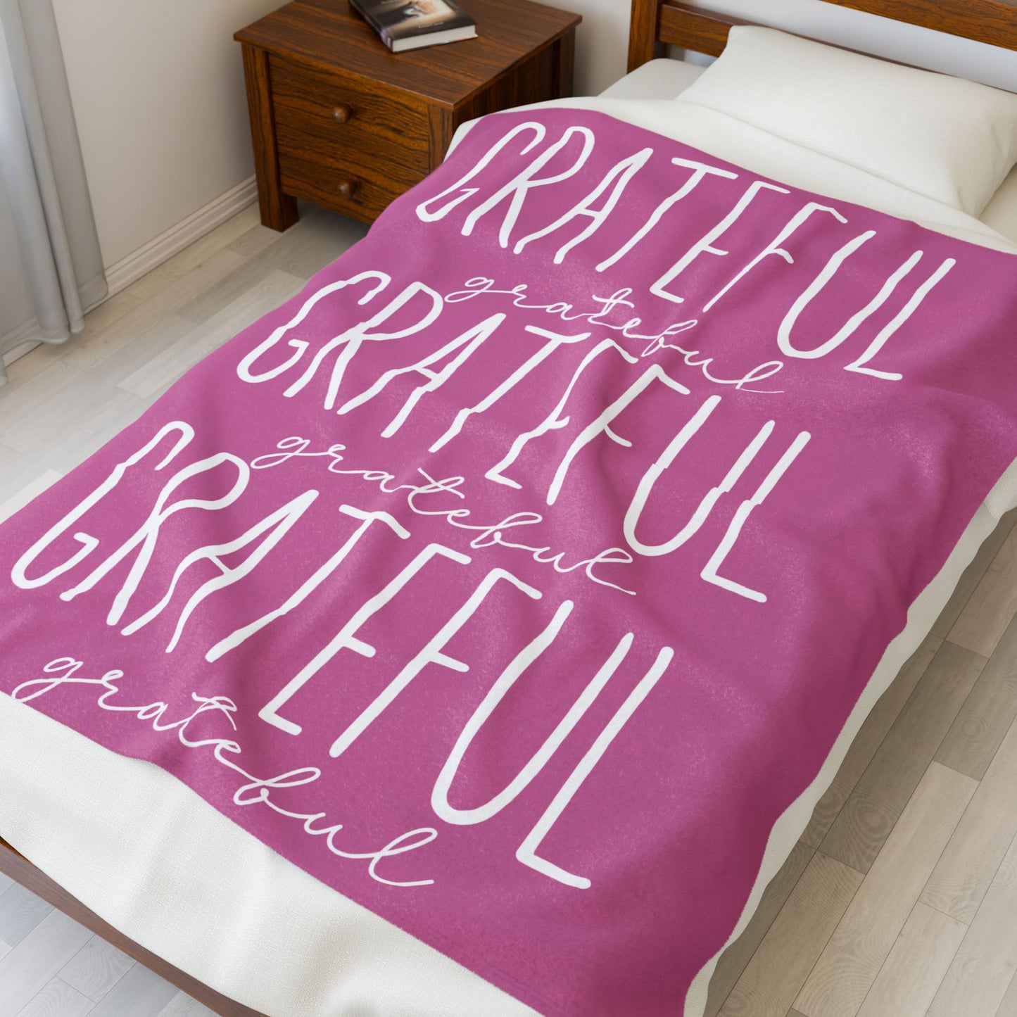 Grateful Velveteen Plush Blanket (Pink)