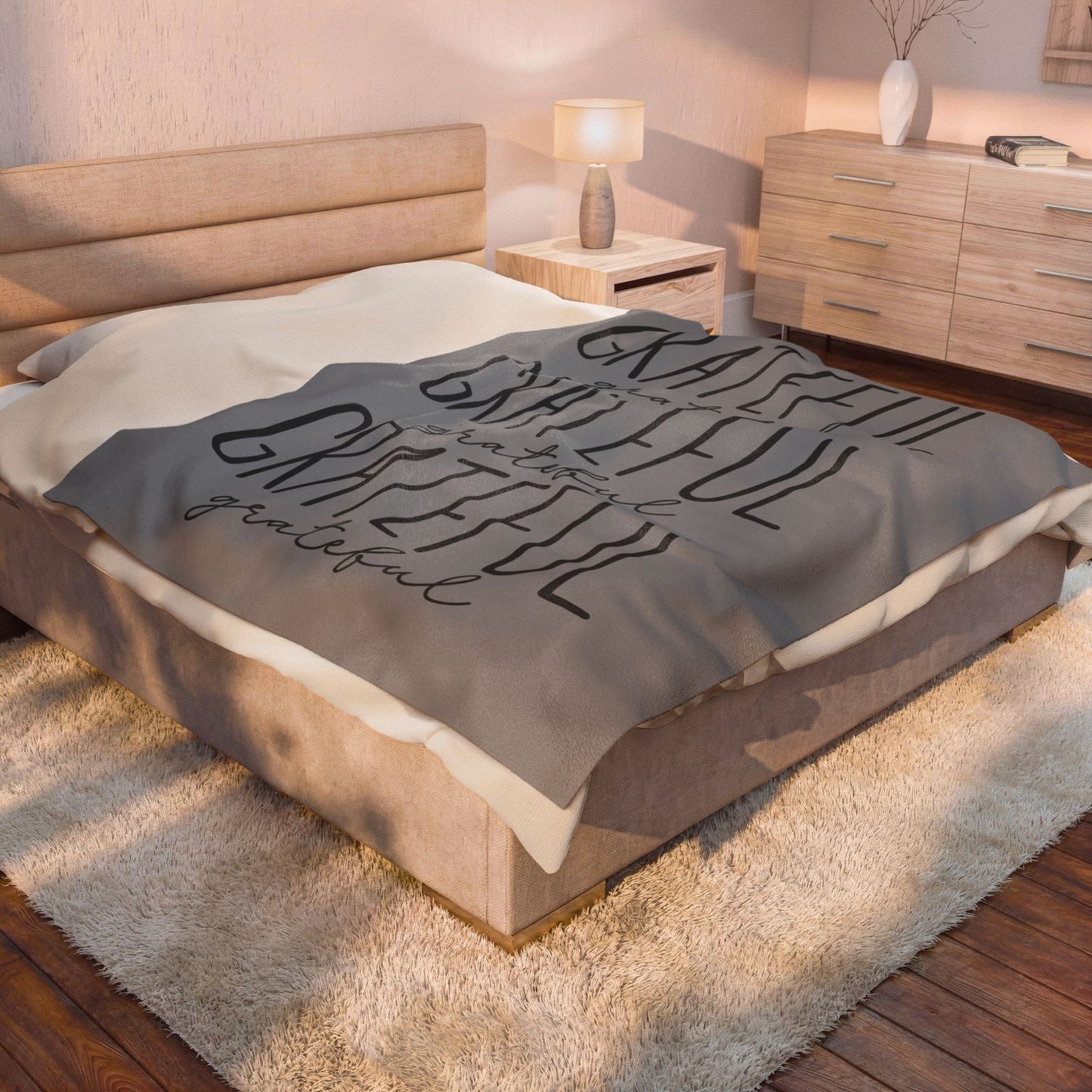 Grateful Velveteen Plush Blanket (grey)